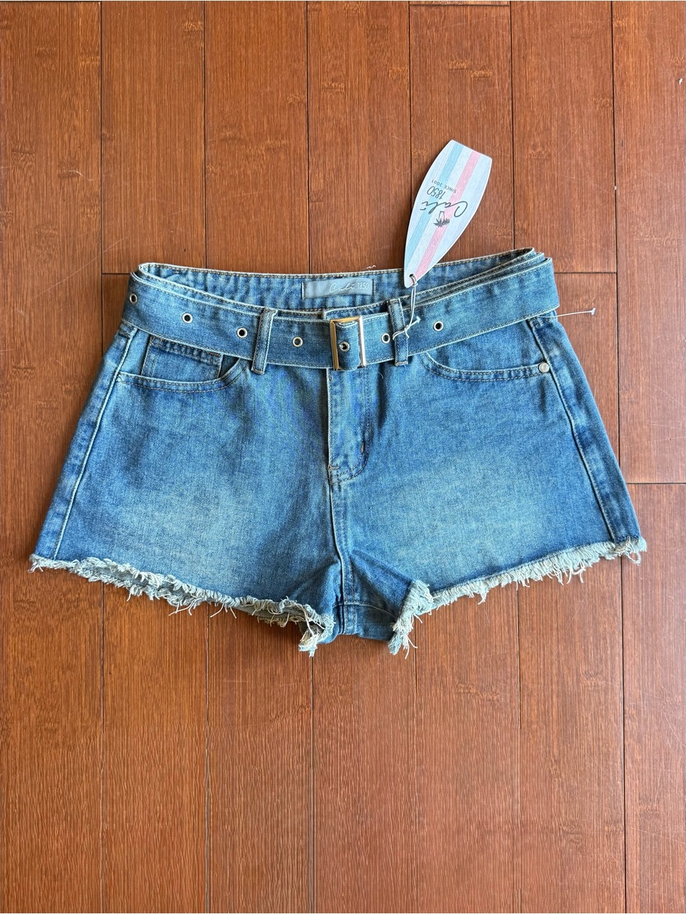 Cali 1850 Belted‎ Frayed Denim Shorts - 9/29